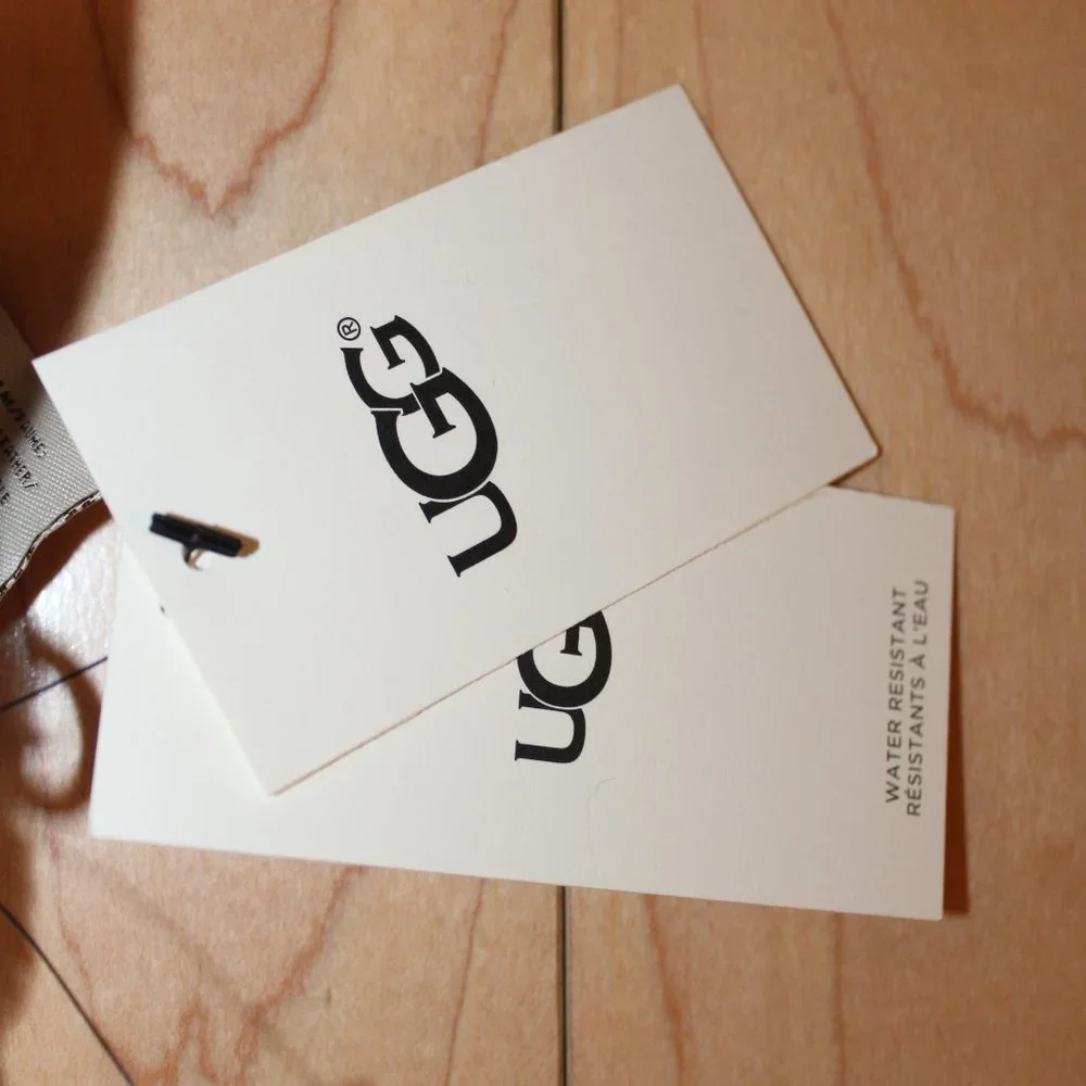 UGG NEW SHEARLING‎ CUFF MITTENS GRAY SILVER